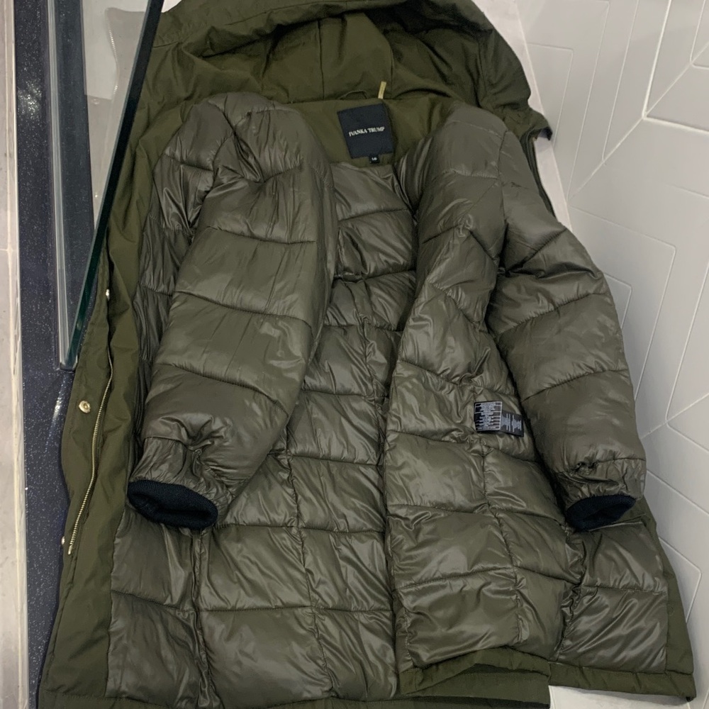 Ivanka Trump Olive Hooded Winter Parka - Picture 11 of 15
